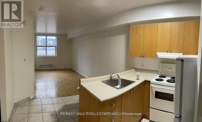 Photo du bâtiment - 126 Dundas St E