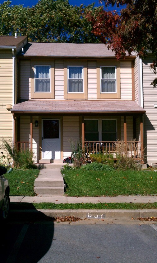 11223 White Barn Ct, Gaithersburg, MD 20879 Townhome Rentals in