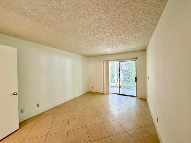Foto del edificio - 6308 La Costa Dr