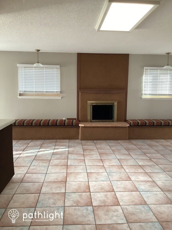 Building Photo - 9609 San Gabriel Road NE, Albuquerque, NM,...