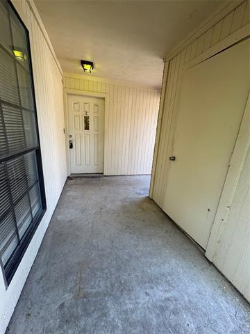 Building Photo - 714 Hillcrest Ct