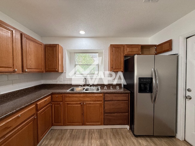 Building Photo - 5114 Woodlake Pkwy