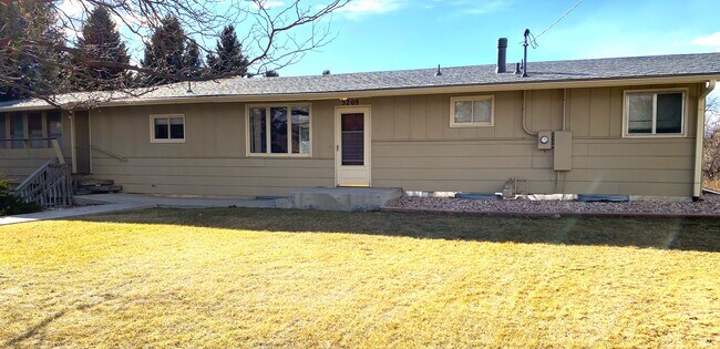 Foto del edificio - 5209 Lariat Dr