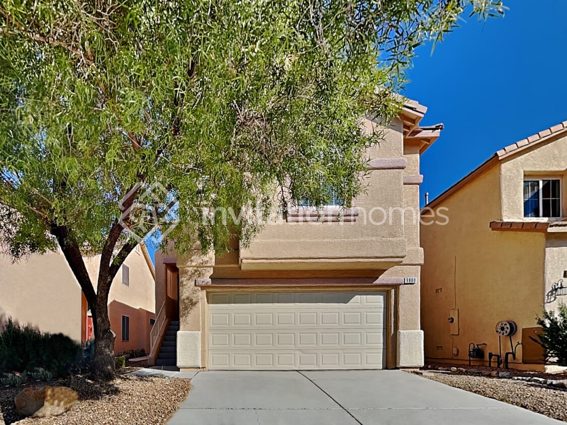 Primary Photo - 9800 Red Horse St