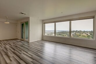 Building Photo - 3201 Pacific Ave