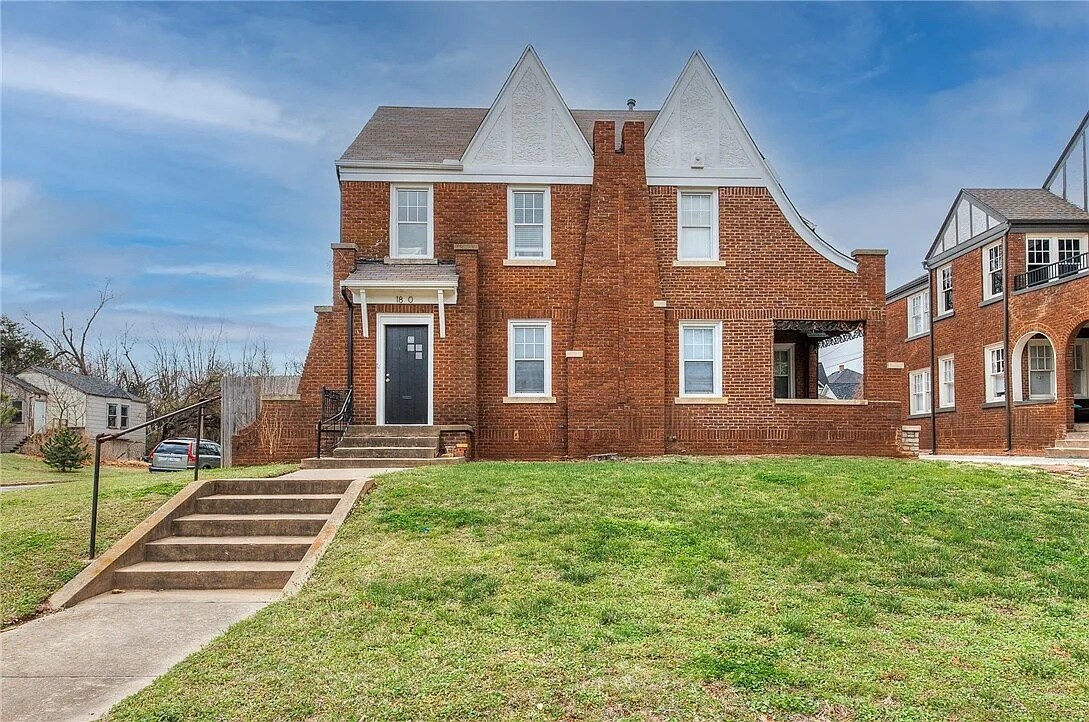 Primary Photo - 1802 NW 21st St