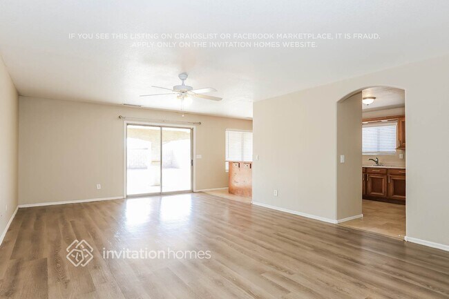 Building Photo - 8321 W Avalon Dr