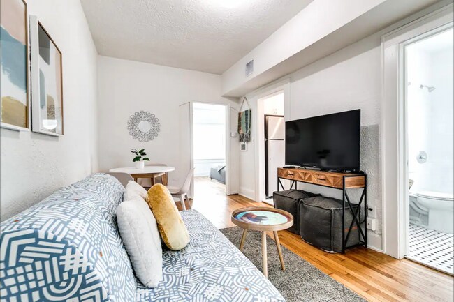Foto del edificio - 2224 SW 6th St