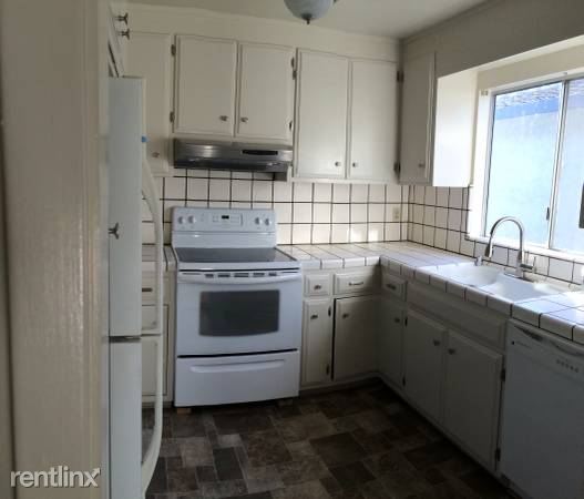 Building Photo - 10344 El Prado Way