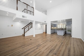 Building Photo - 7403 S Sepulveda Blvd