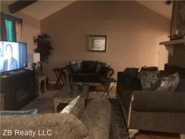 Foto del edificio - 3 br, 2 bath House - 813 Terra Ave