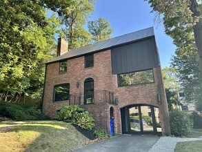 Building Photo - 3202 19th Rd N