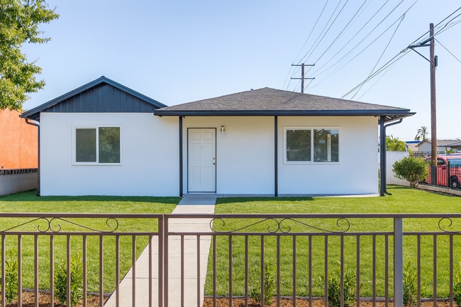 Photo - 4522 W 156th St House