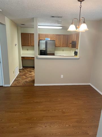 Building Photo - 1718 Doubletree Dr