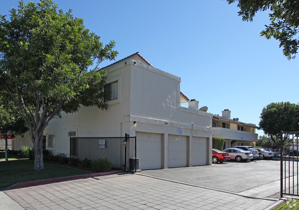 Foto del edificio - 368-378 Vance St