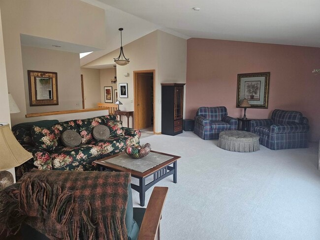 Foto del edificio - 17 Manchester Ct