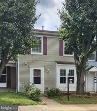 Building Photo - 8604 Hamilton Ct