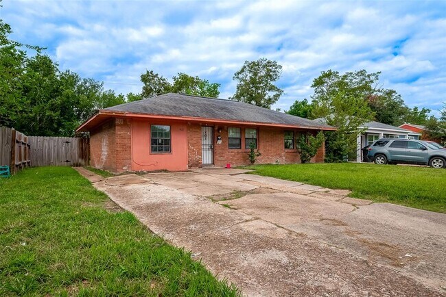 Foto del edificio - 4127 Botany Ln