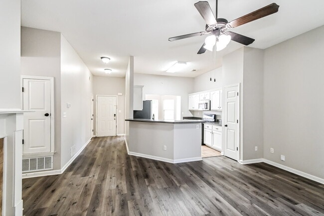 Building Photo - 316 Vaiden Ridge Dr N