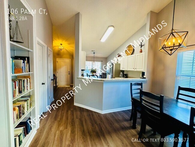 Building Photo - 106 Palm Ct