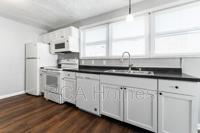 Foto del edificio - 2435 Shelby St