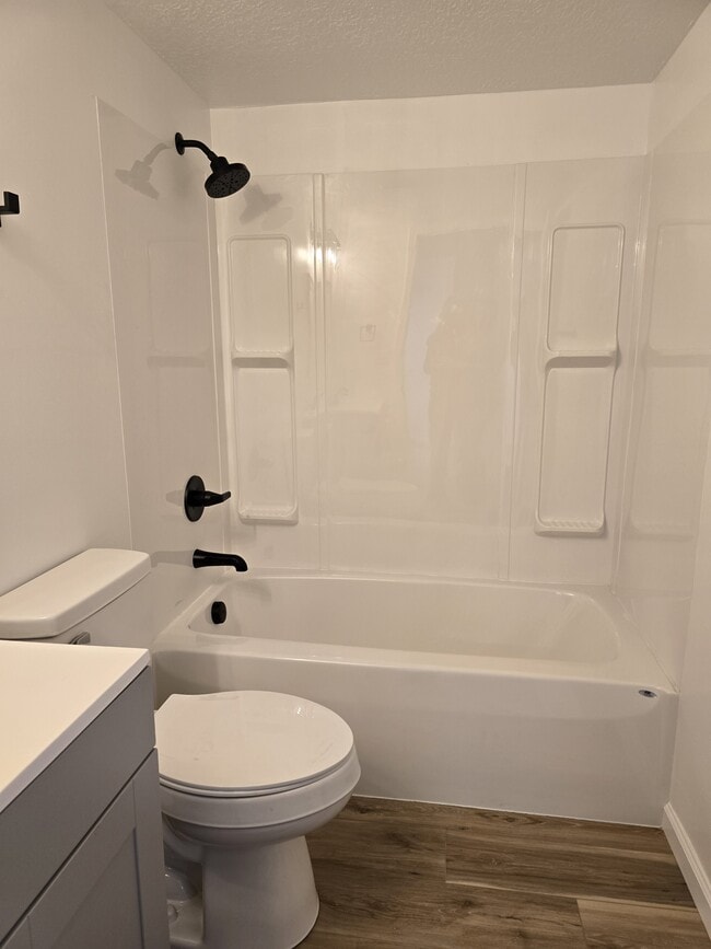 Building Photo - 1227 Tremont Ave SW