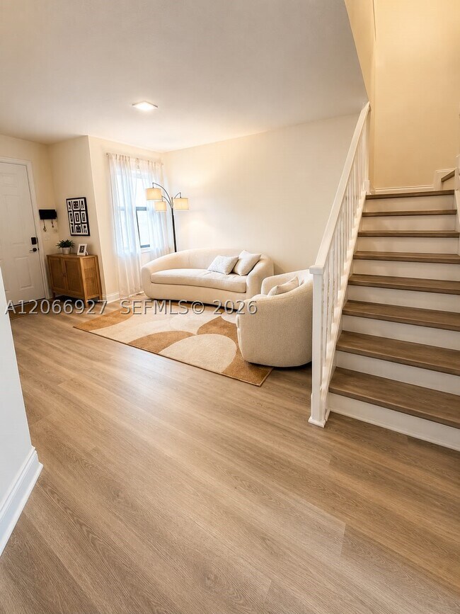 Foto del edificio - 3428 W 106th St