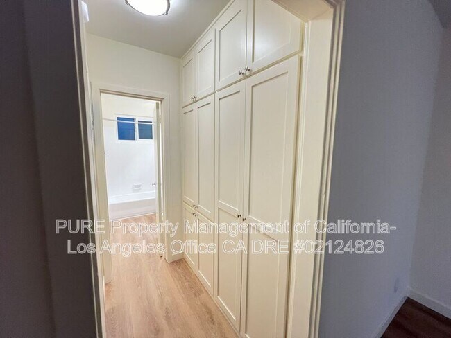 Foto del edificio - 4421 Murietta Ave