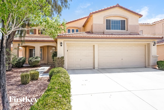 Foto principal - 6528 Feather Peak St