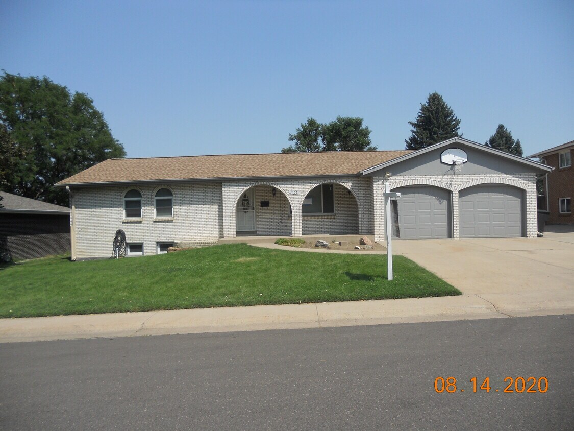2172 S Harlan St, Denver, CO 80227 House Rental in Denver, CO
