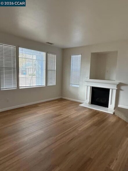 Foto del edificio - 2297 Orleans St