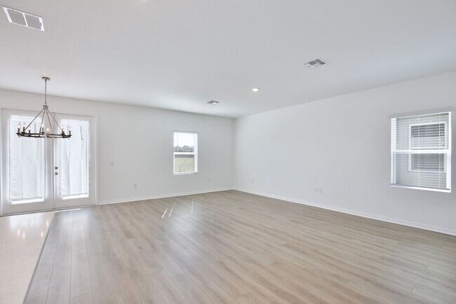 Foto del edificio - Stylish Sunbrooke Sanctuary! Modern 4/2 Home with High Ceilings, Designer Kitchen & Resort Amenities