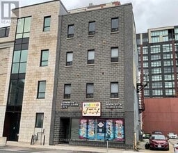 Building Photo - 71 Main St E