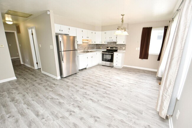 Foto del edificio - Updated 3 bedroom 1.5 bath home in South Bend IN