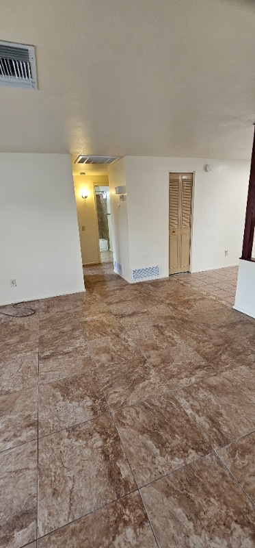 Building Photo - 2611 W Vereda Verde