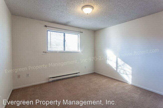 Building Photo - 1244 Maple St