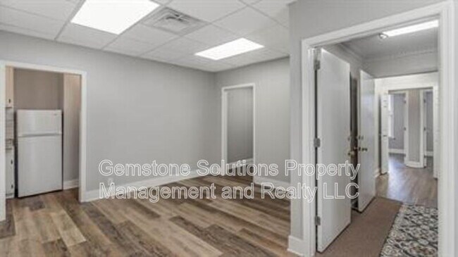Building Photo - 103 Confederate Dr