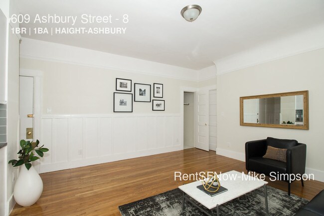 Building Photo - 609 Ashbury St