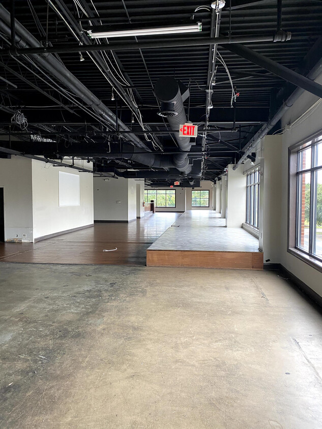 Foto del edificio - 709 E Market St