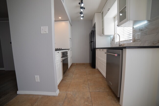 Foto del edificio - 3500 N Hayden Rd