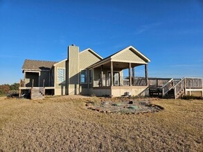 Building Photo - 555 Paint Creek Rd