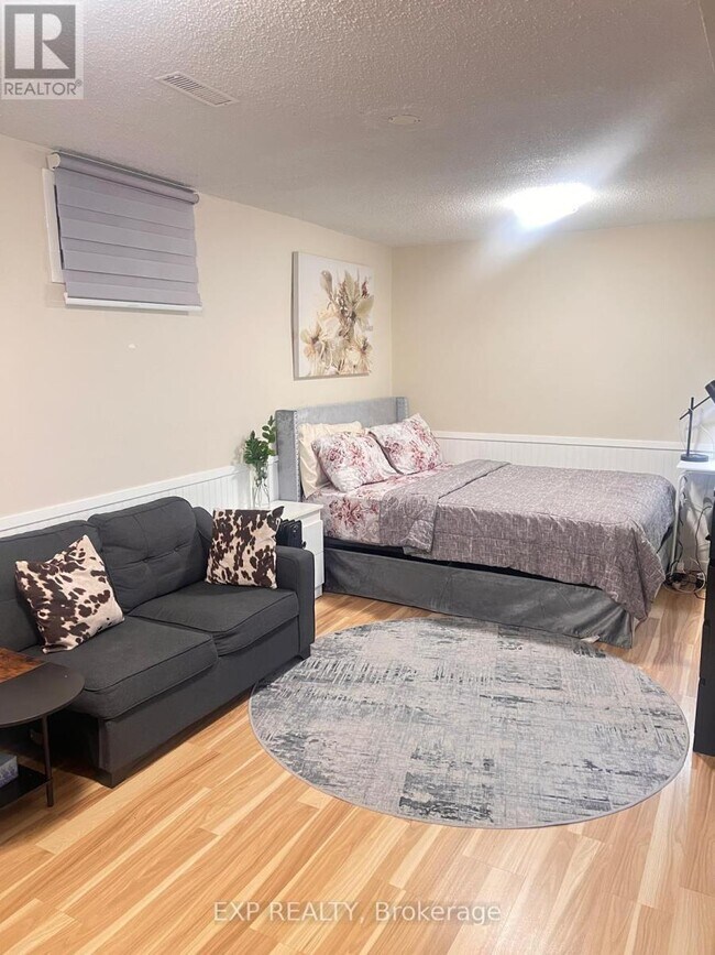 Photo du bâtiment - 63 Barrett Crescent