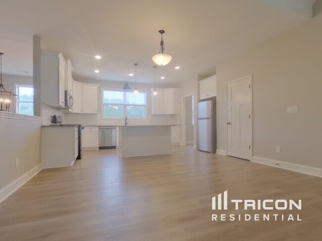 Foto del edificio - 317 Arbor Cir