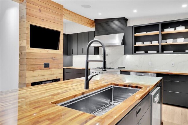 Foto del edificio - 4144 Flintlock Rd NW
