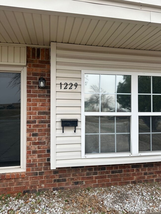 Building Photo - 1227/1229 S 17th St.