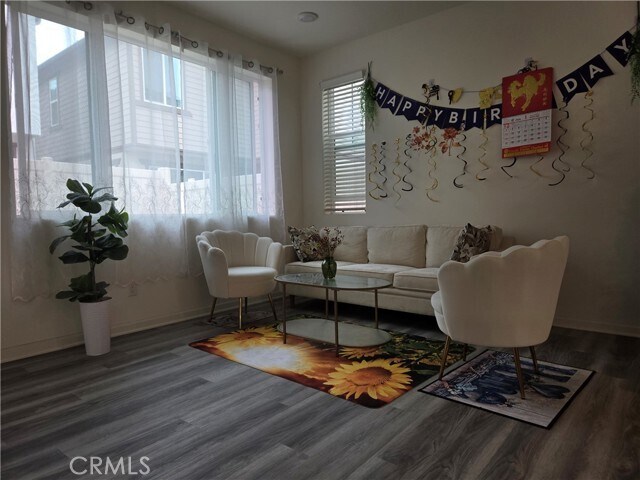 Foto del edificio - 10281 Trickle Ln