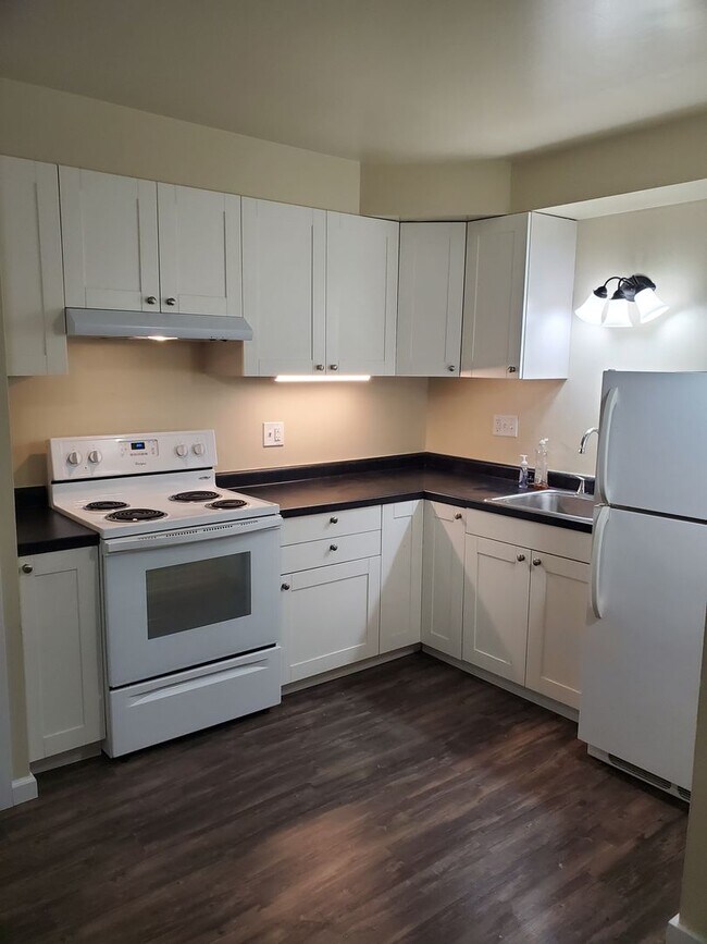 Foto del edificio - recently updated 2 bedroom apartment in downtown Appleton