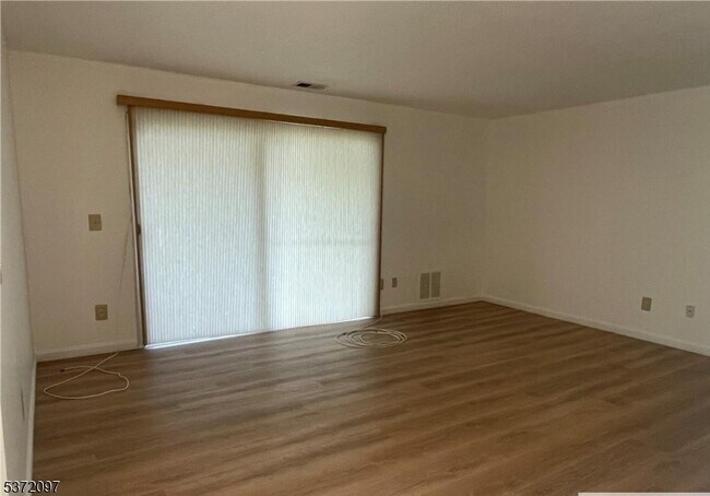 Foto del edificio - 805 Sunshine Ct