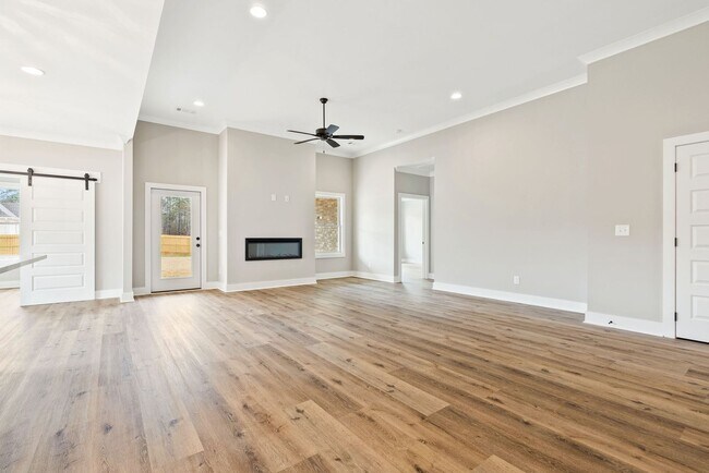 Foto del edificio - Available now! New Spacious 3 br 2.5 Ba with private 2 car garage, covered patio and fenced in ba...
