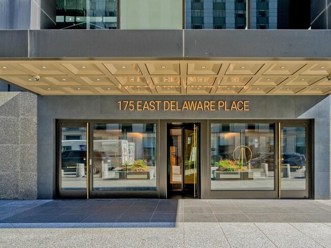 Building Photo - 175 E Delaware Pl